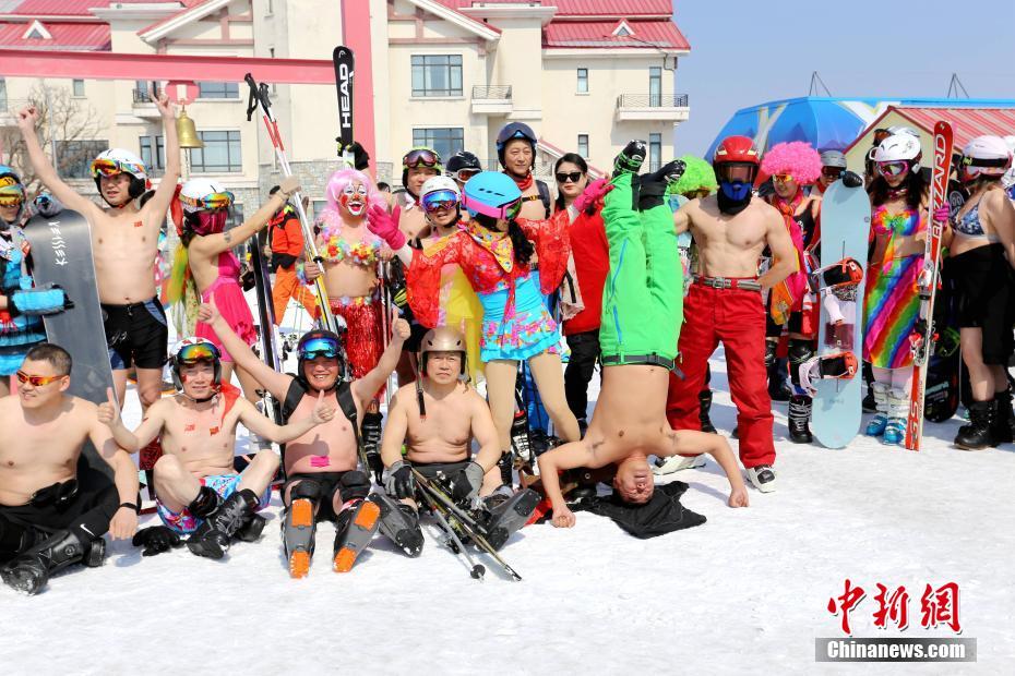 Un festival de ski bien spécial dans le Heilongjiang