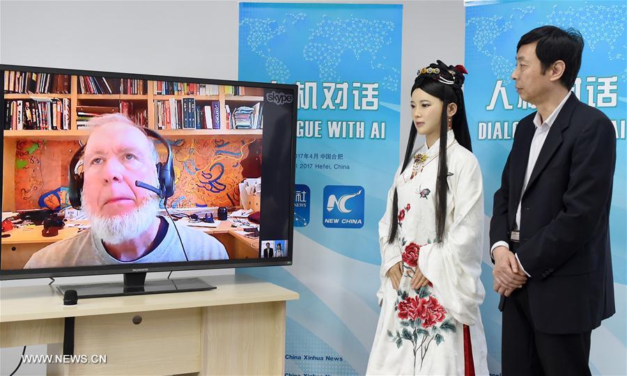 Chine : dialogue avec le robot Jia Jia