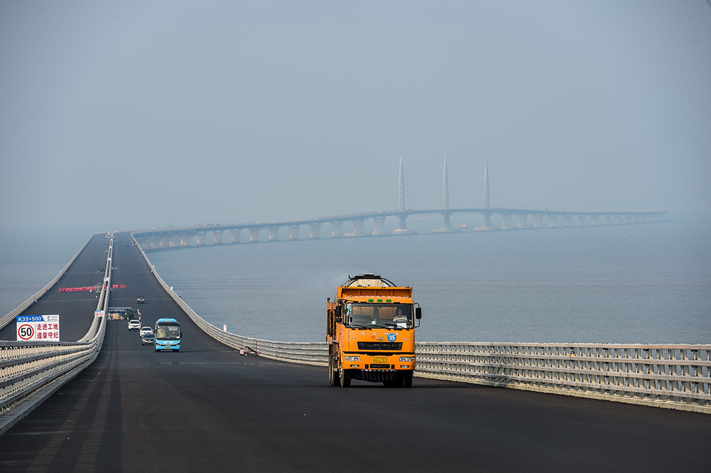 Achèvement en vue pour le pont Hong Kong-Macao-Zhuhai