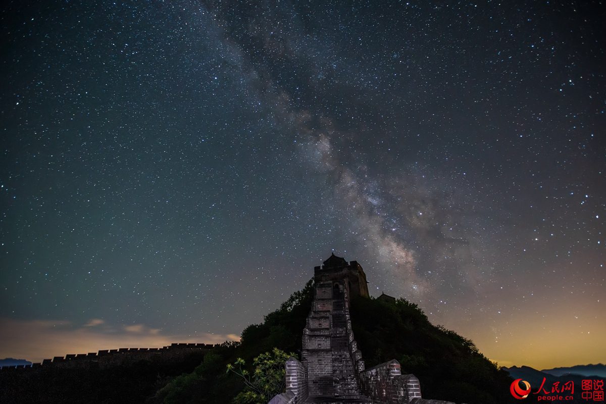 Vue de la galaxie à Jinshanling 