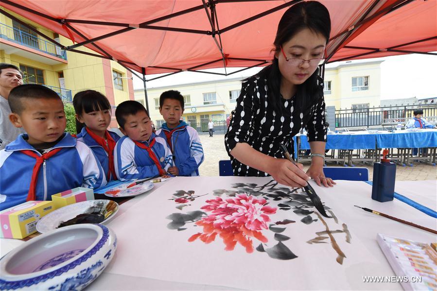 Célébrations de la Journée internationale de l'enfance en Chine