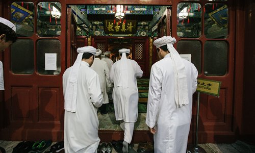 Ramadan : prières des musulmans de Beijing