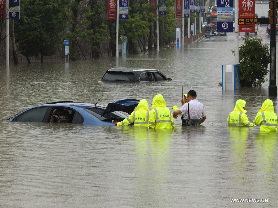 Des pluies torrentielles touchent le sud-ouest de la Chine