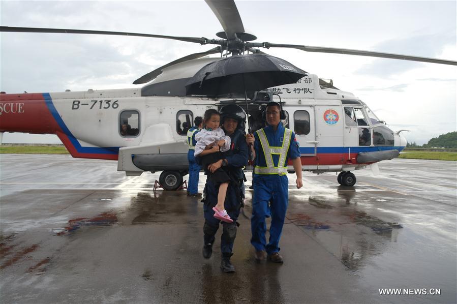 Chine : 49 personnes bloquées sur une ?le en mer de Chine méridionale ont été secourues