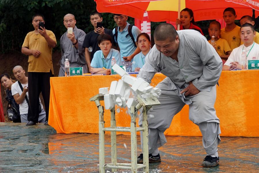 Compétition de Kung-fu au Temple de Shaolin