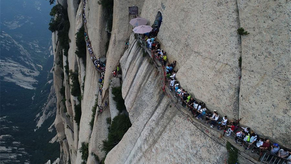 La passerelle céleste du mont Huashan, pour les amateurs de sensations fortes