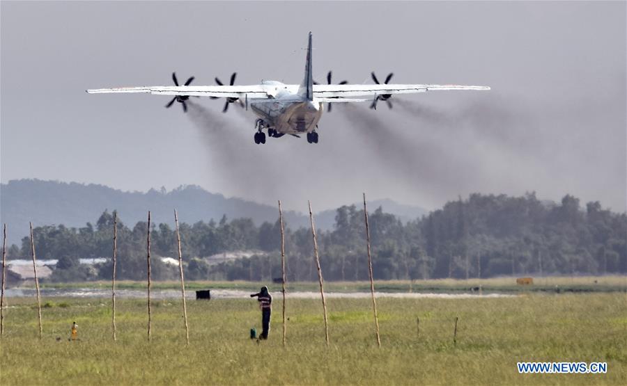 Les opérations de secours militaires se poursuivent après le séisme au Sichuan