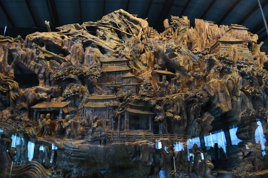 Expo à Taiyuan d'une célèbre ancienne ?uvre de sculpture en bois