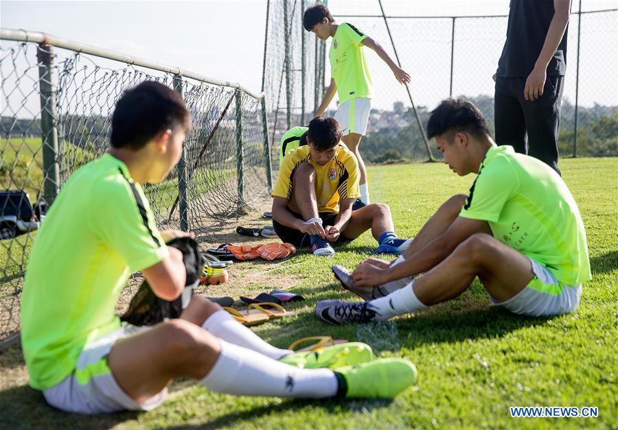 Centre de formation des jeunes footballeurs chinois au Brésil