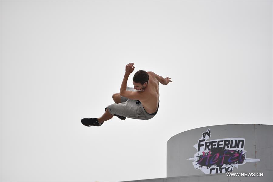 Un premier parcours international de parkour en Chine