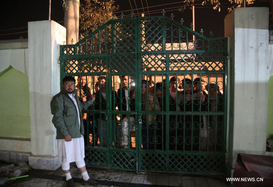 Afghanistan : l'attaque contre une mosquée à Kaboul fait des victimes, selon des témoins