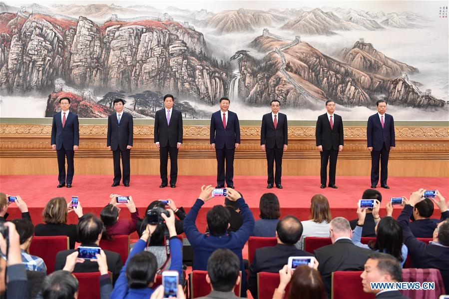 Xi Jinping présente la nouvelle direction centrale du PCC et le programme pour les cinq ans à venir