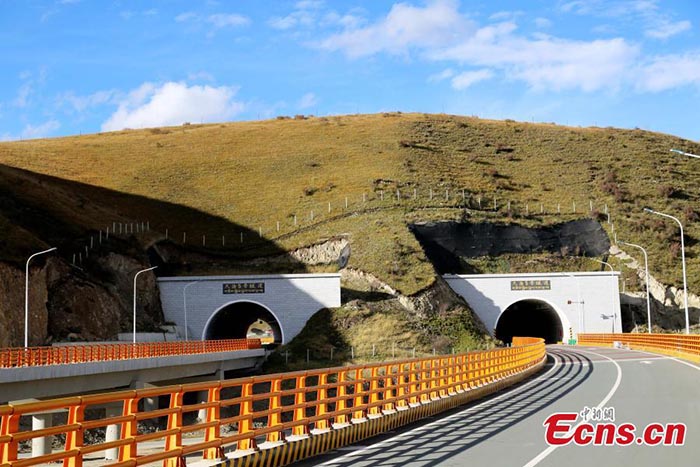 Ouverture en Chine du plus haut tunnel routier de la planète