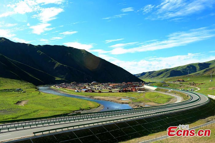 Ouverture en Chine du plus haut tunnel routier de la planète