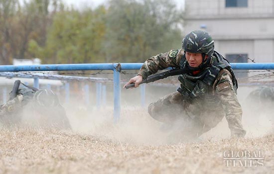 L'unité d'élite de la police chinoise?en action