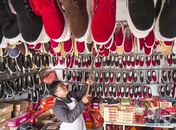 Des chaussures artisanales très populaires dans le Jiangsu 