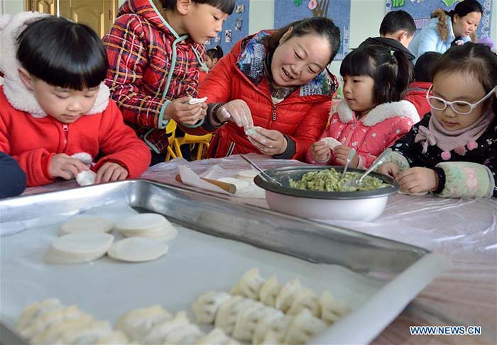 Célébration de la fête du solstice d'hiver en Chine