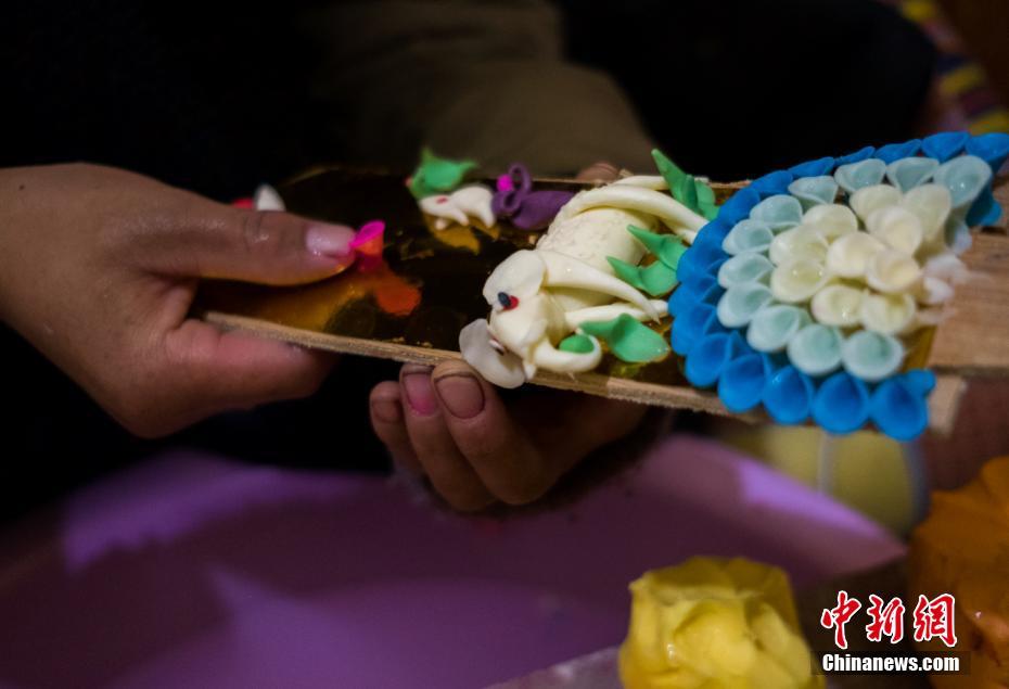 Les ? fleurs de beurre ? du Tibet