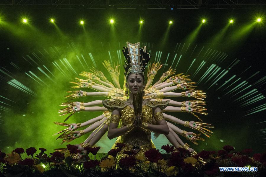 Inde : gala de la fête du printemps à Kolkata