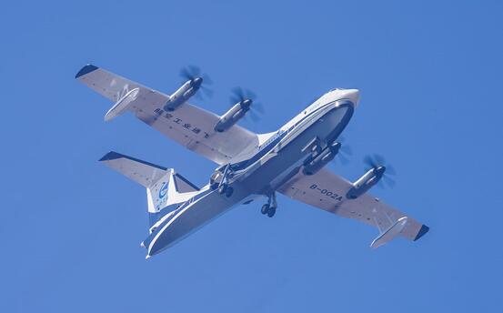 L'avion amphibie chinois prêt pour les essais en mer