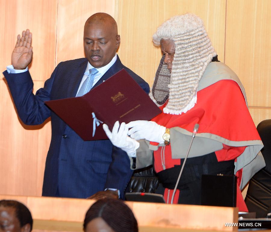 Botswana : investiture de Mokgweetsi Masisi, qui devient le 5e président du pays