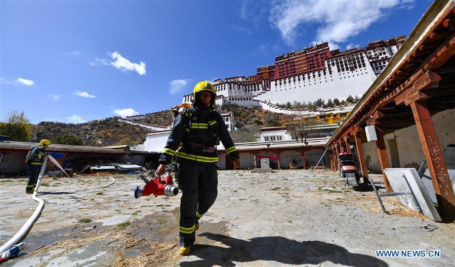 Tibet : exercice d'urgence au Palais du Potala de Lhassa