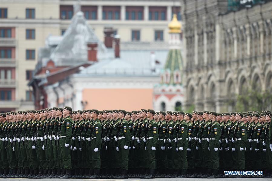 Russie : répétition du défilé commémorant la Journée de la victoire