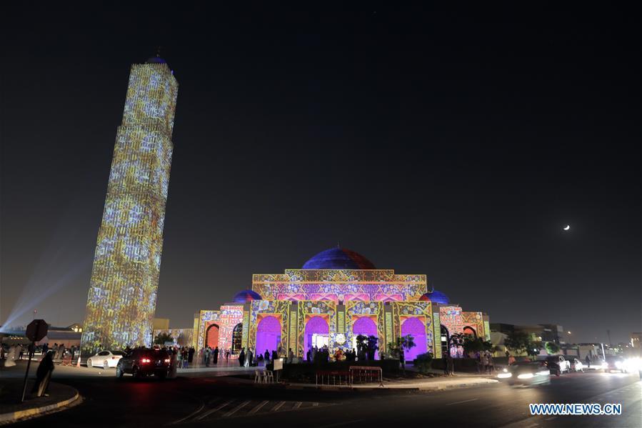 Spectacle lumineux aux Emirats arabes unis