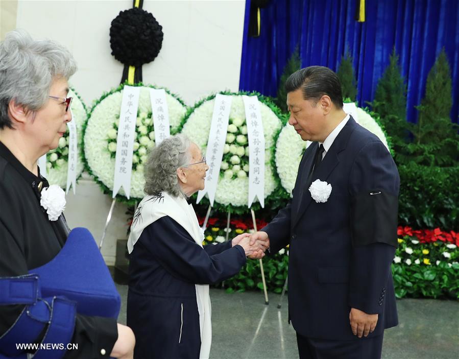 Le corps d'un ancien haut conseiller politique chinois incinéré à Beijing