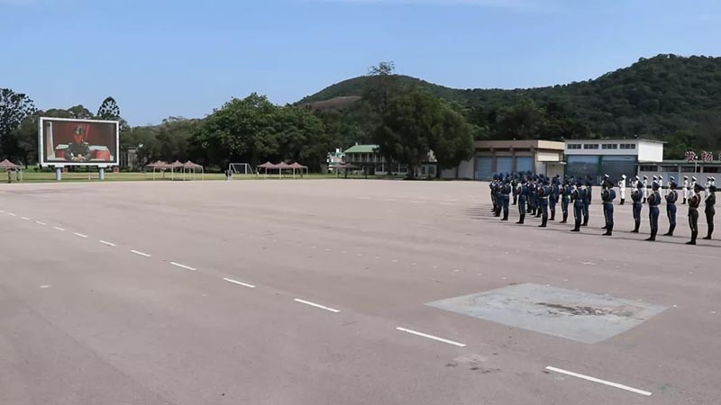 La très romantique demande en mariage d'un soldat en garnison à Hong Kong