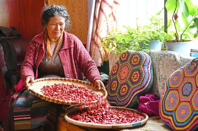 Comment une ville frontalière du Tibet connait un boom du commerce