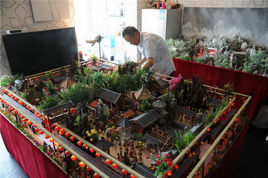 Il recrée un jardin miniature inspiré des classiques chinois