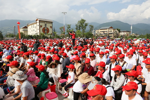 Ouverture du Festival du noyer de Yangbi dans le Yunnan 