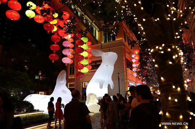 En images: la Fête de la mi-automne célébrée en Chine