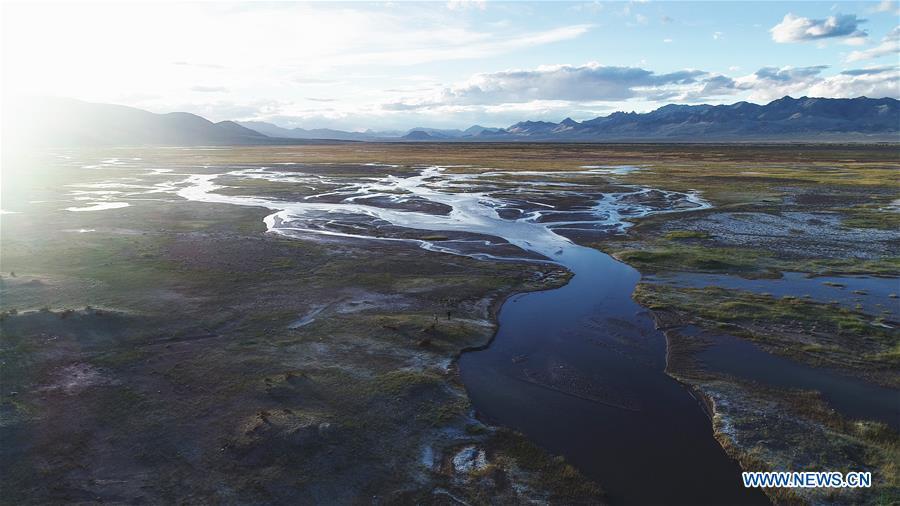 Paysages de la région de Ngari au Tibet