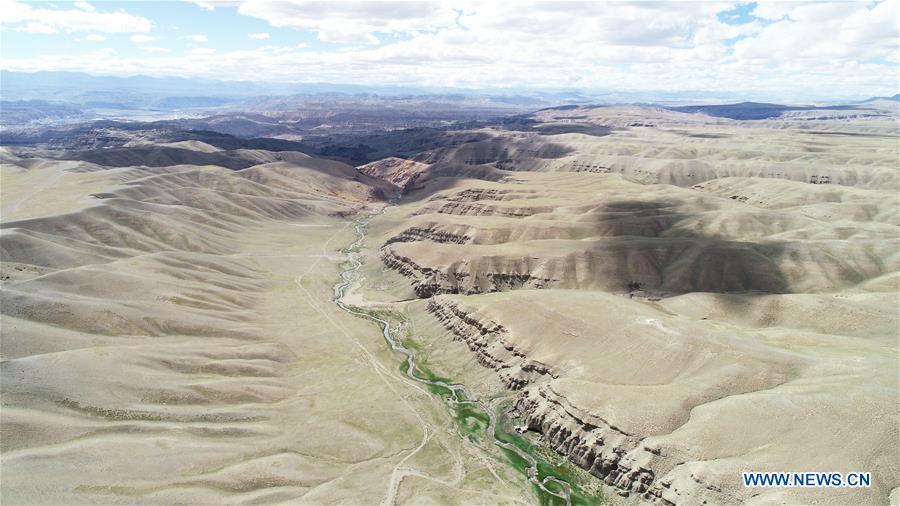 Paysages de la région de Ngari au Tibet