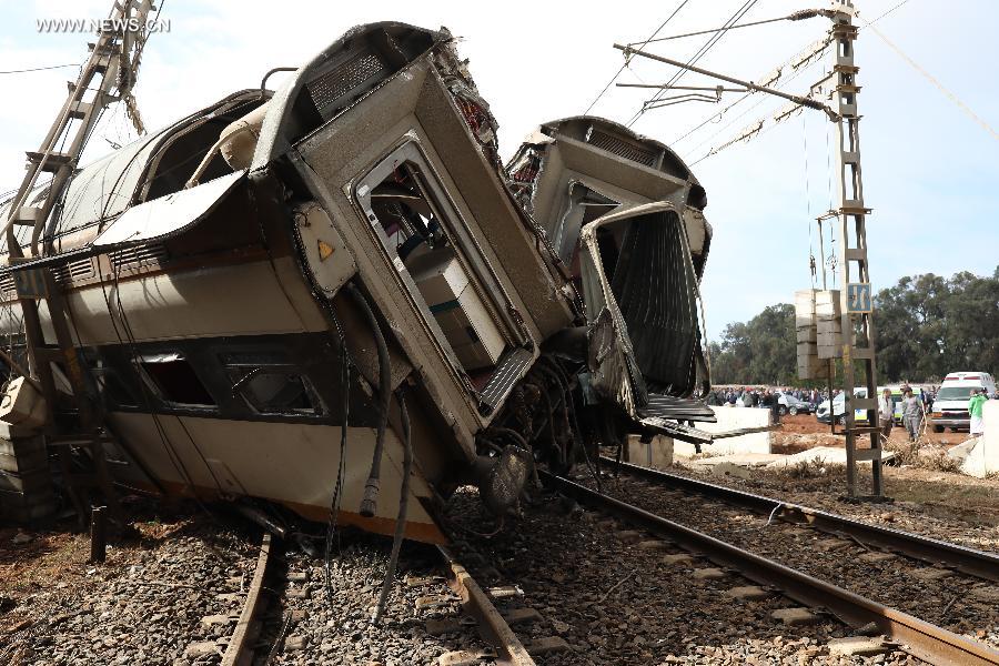 Six morts et 86 blessés dans un déraillement de train dans le nord du Maroc