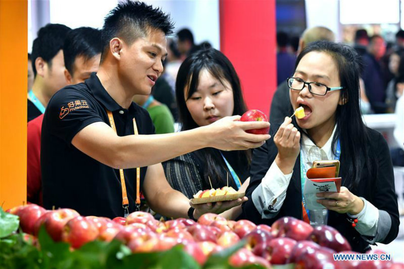 à la découverte des aliments des quatre coins du monde présentés à la CIIE