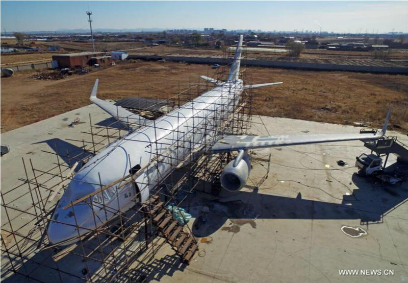 Liaoning : un villagois fabrique une maquette taille réelle d'un Airbus