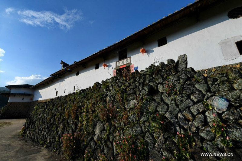 Un village chinois re?oit un prix de l'UNESCO pour la conservation du patrimoine