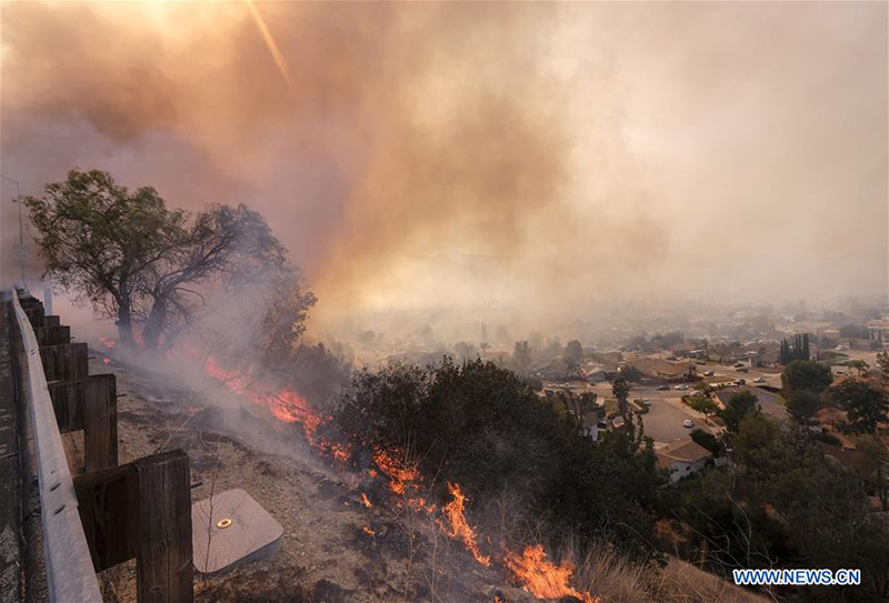 Incendie en Californie : le feu continue à faire des ravages 