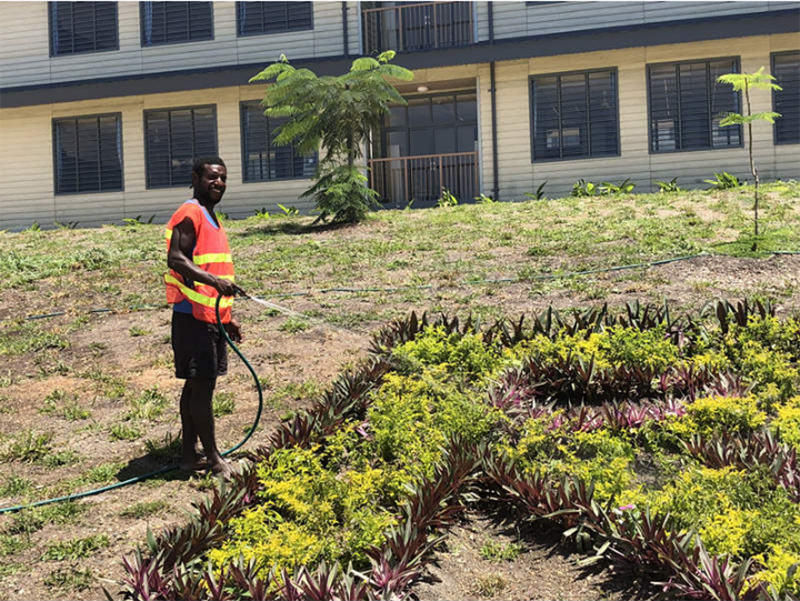 En images: Une école construite par la Chine en Papouasie-Nouvelle-Guinée permet à 3 000 étudiants locaux de retourner à l'école