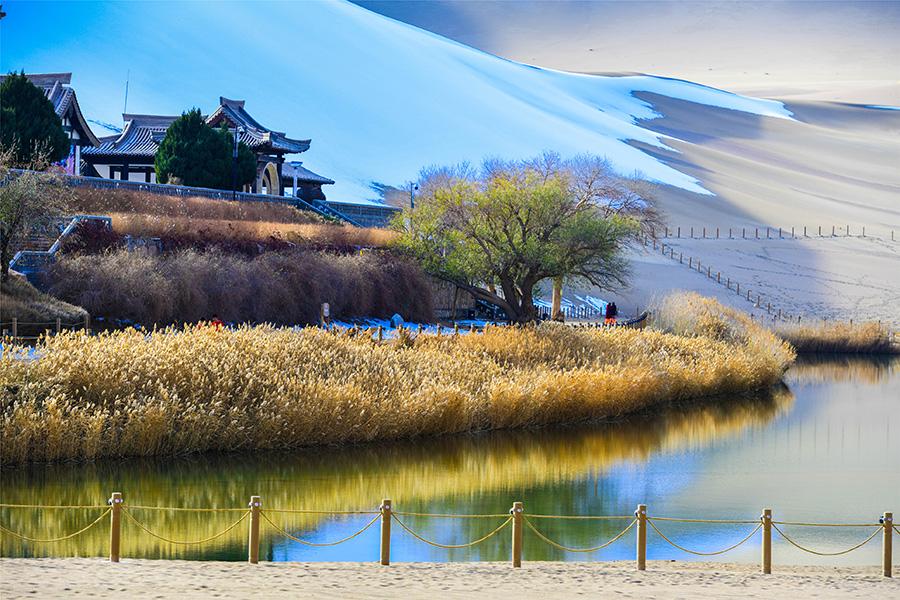 Premières chutes de neige de l'année à Dunhuang