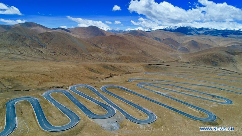 Les infrastructures du Tibet se sont améliorées grace à un réseau de transport complet