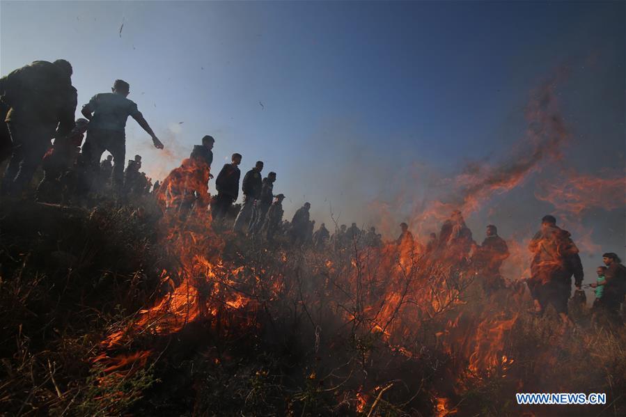 48 Palestiniens blessés lors d'affrontements avec des soldats israéliens dans l'est de la bande de Gaza