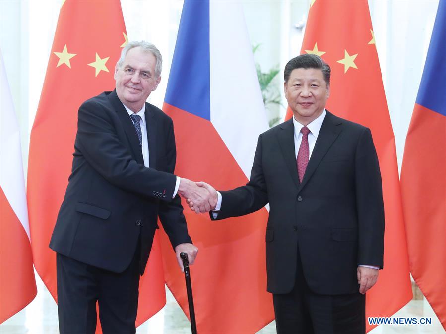 Xi Jinping rencontre le président tchèque