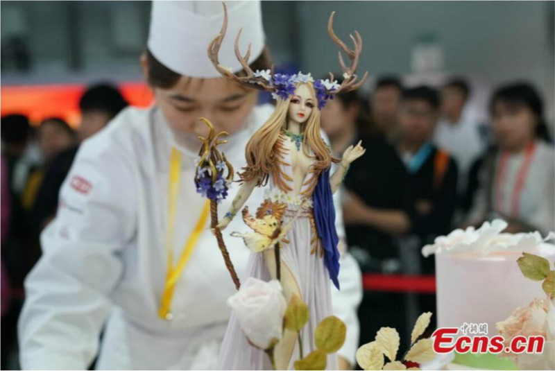 Tenue d'un concours de patisserie à Shanghai