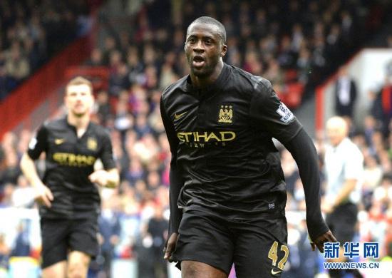 Le footballeur Yaya Touré rejoint le club de Qingdao Huanghai