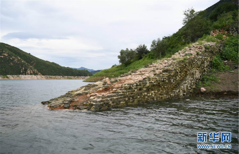 La ? Grande muraille sous-marine ? fait surface