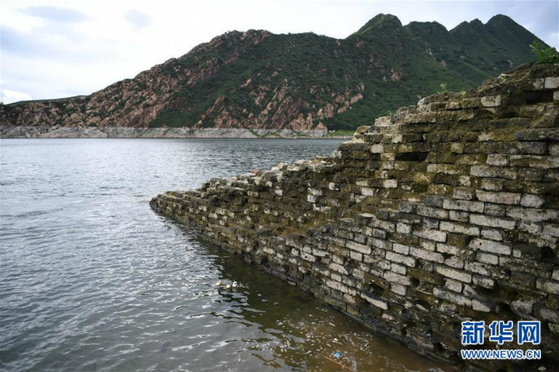 La ? Grande muraille sous-marine ? fait surface